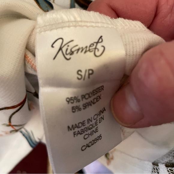 Lovely Size Small A-Line Floral Cold Shoulder Short sleeved dress. - Picture 7 of 10